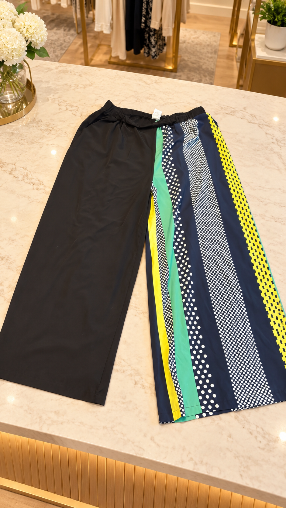 Beautiful “Gently Used” Two Piece Button Blouse Pants Set