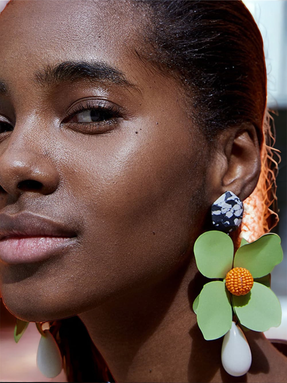 Bloosm Flower and Teardrop Resin Dangle Earrings