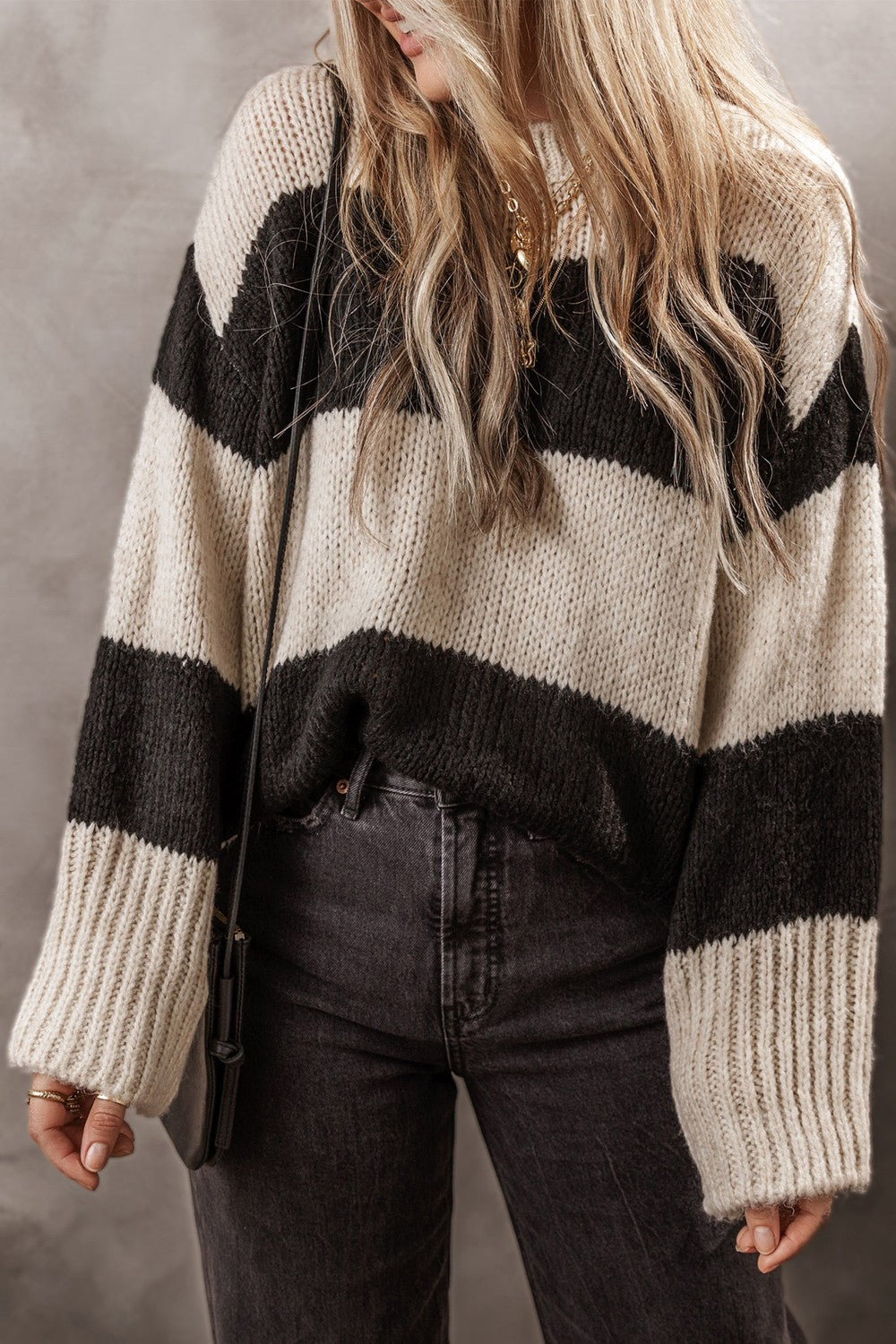 Color Block Round Neck Sweater