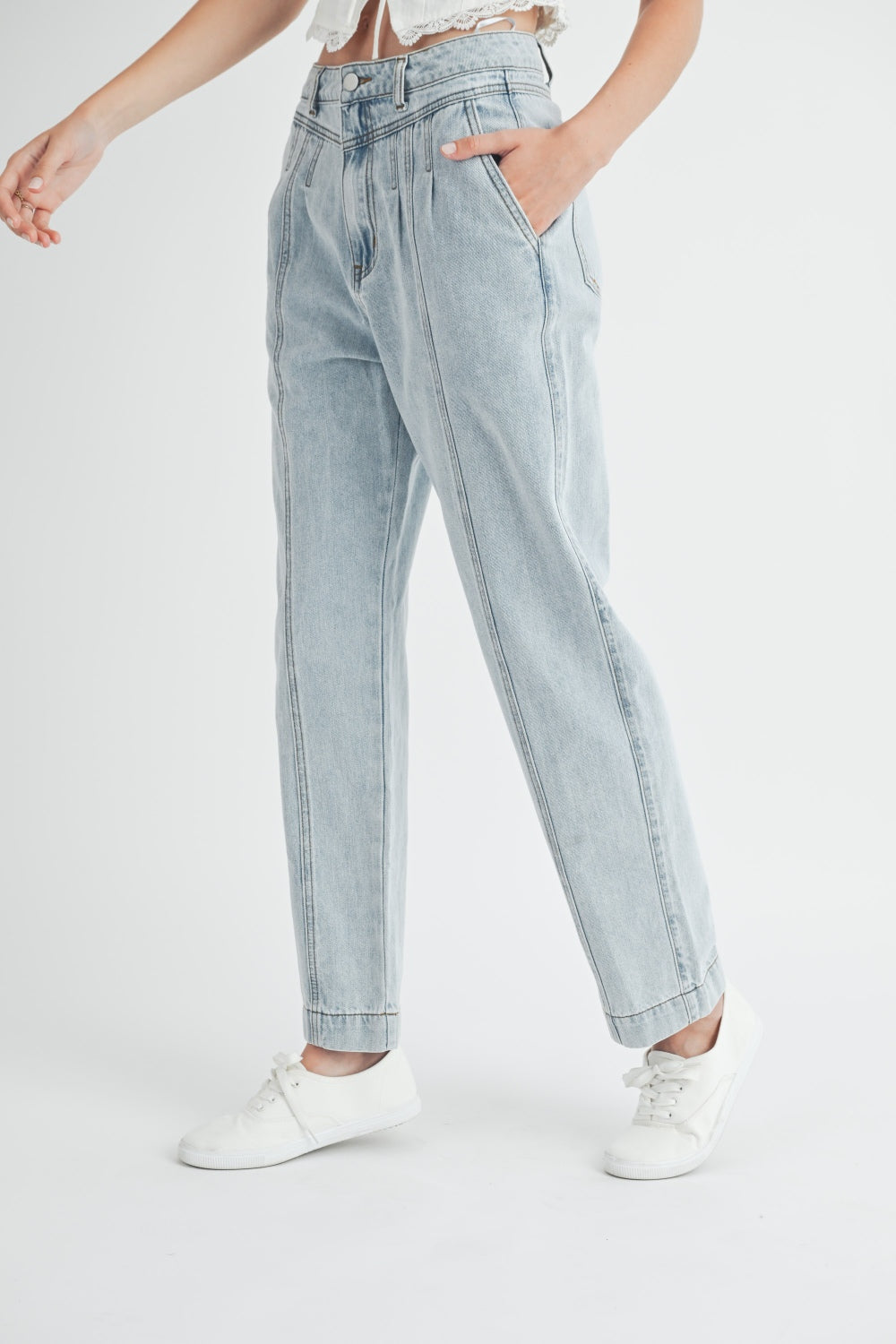 MABLE Pleated Front Detail Straight Jeans