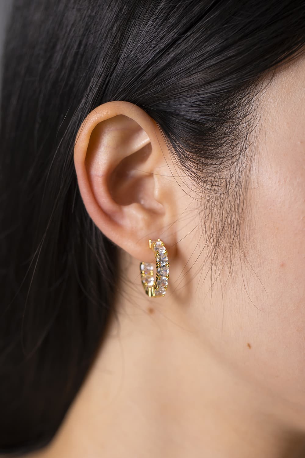 Inlaid Zircon C-Hoop Earrings