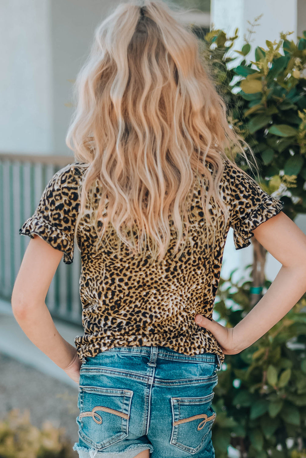 Uylee’s Boutique Girls Leopard Short Flounce Sleeve Tee (Mommy and Me Top)