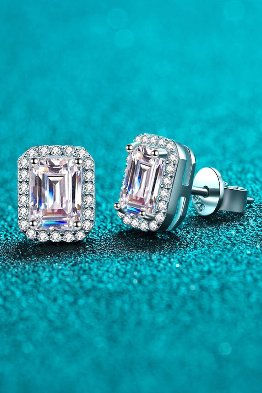1 Carat Moissanite Rhodium-Plated Square Stud Earrings - Uylee's Boutique