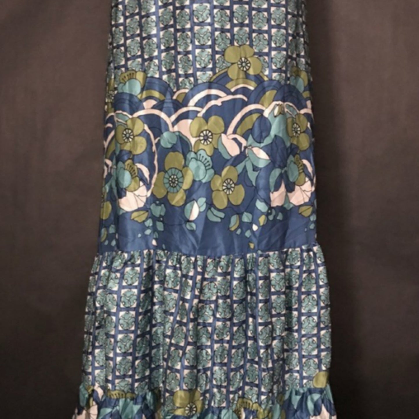 1060 Sherman Brand 100% Silk Dress, Size Small - Uylee's Boutique