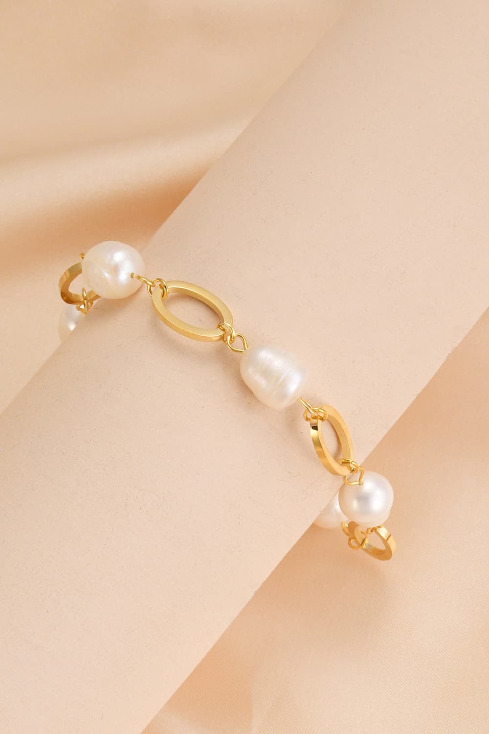 14K Gold-plated Lobster Closure Freshwater Pearl Bracelet - Uylee's Boutique