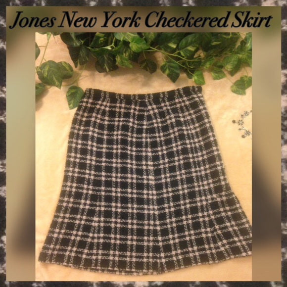 Jones New York Checkered Skirt, US Size 10 - Gently Used