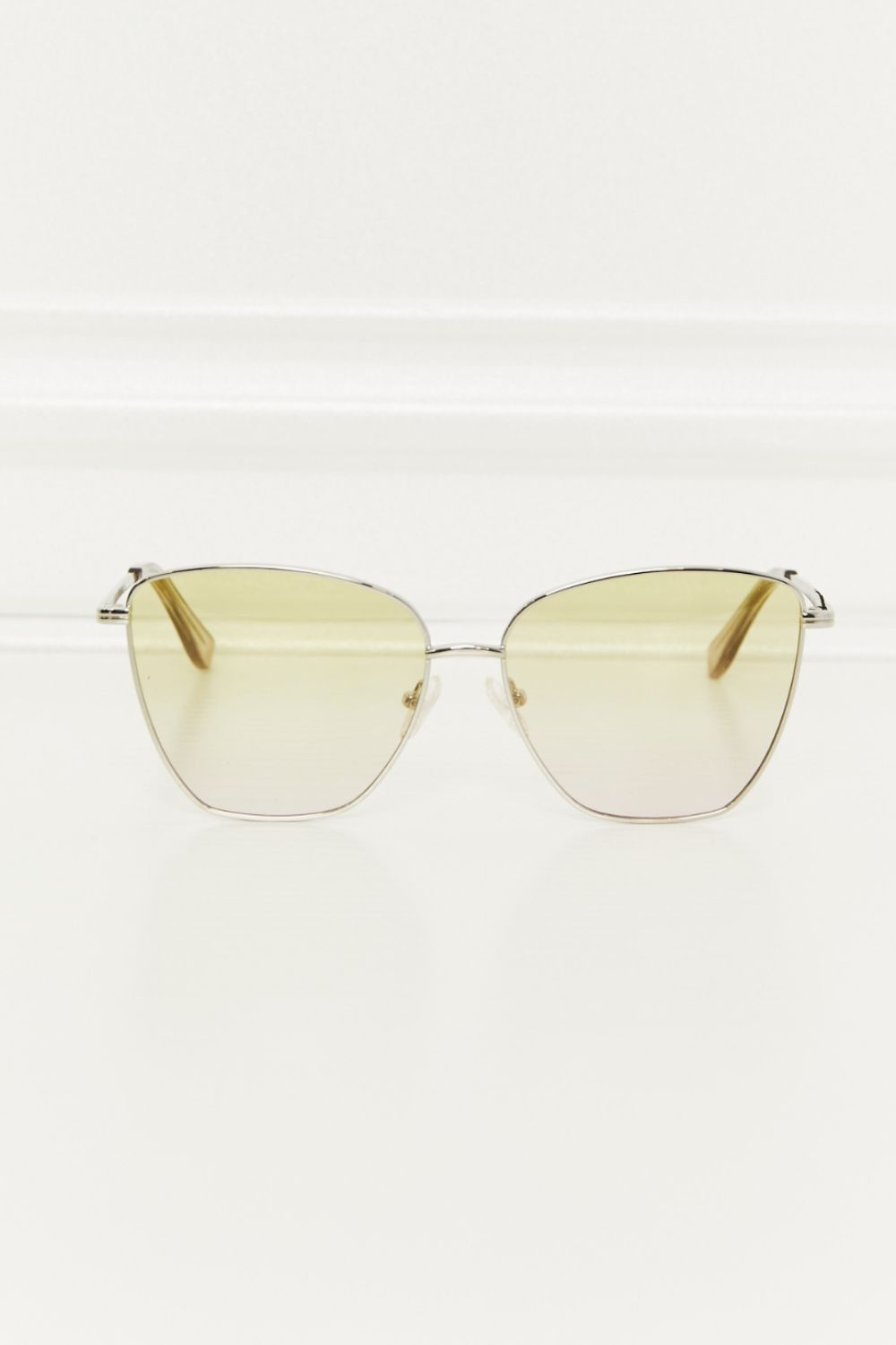 Uylee’s Boutique Metal Frame Full Rim Sunglasses