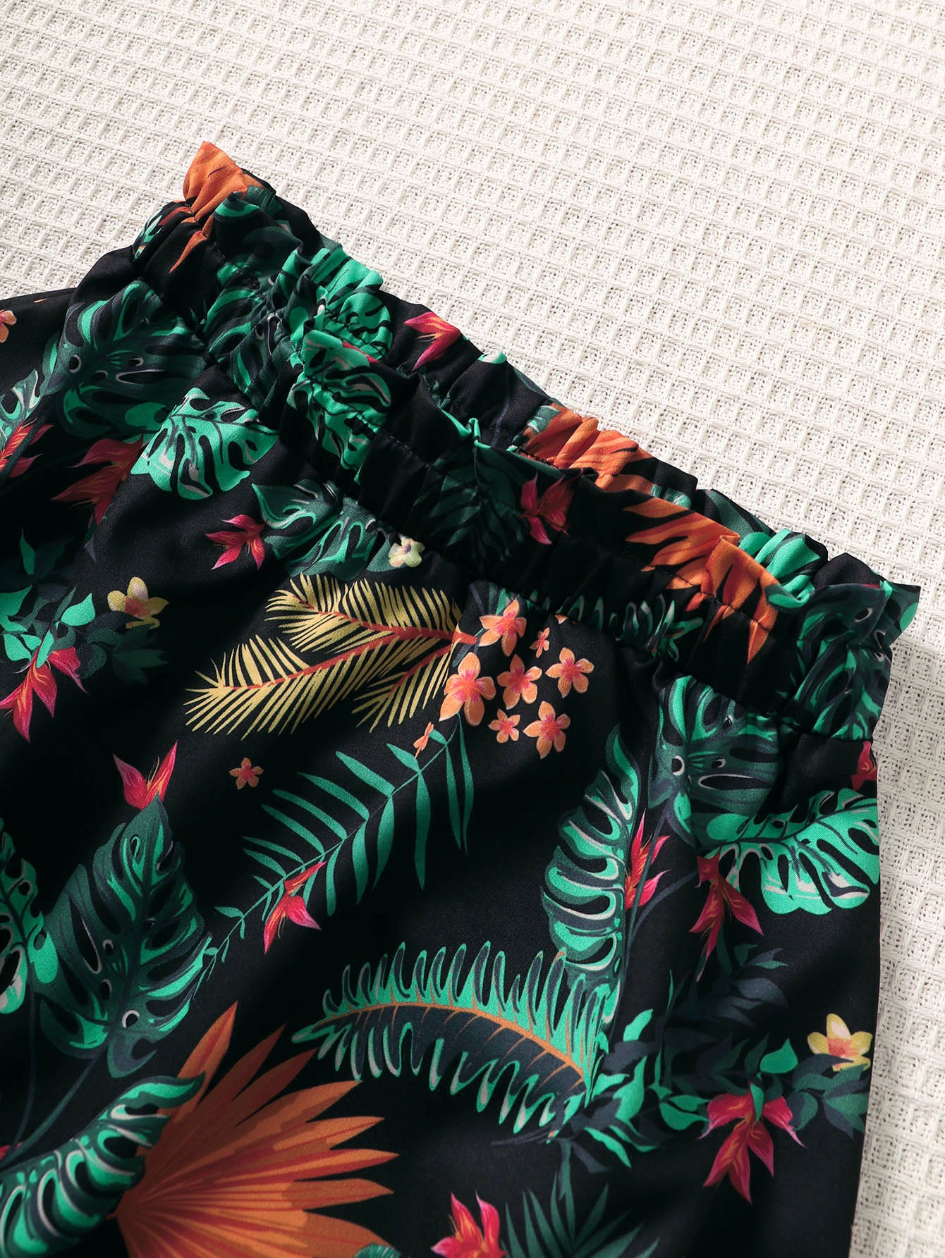 Uylee's Boutique レイヤードキャミと花柄スカートのセット