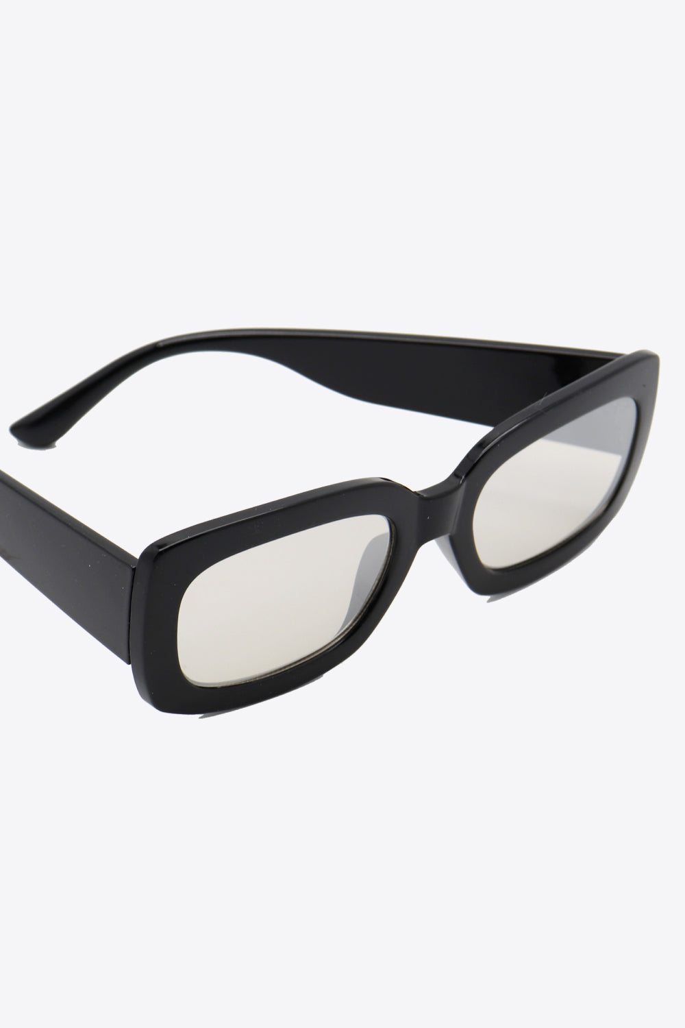 Uylee’s Boutique Polycarbonate Frame Rectangle Sunglasses