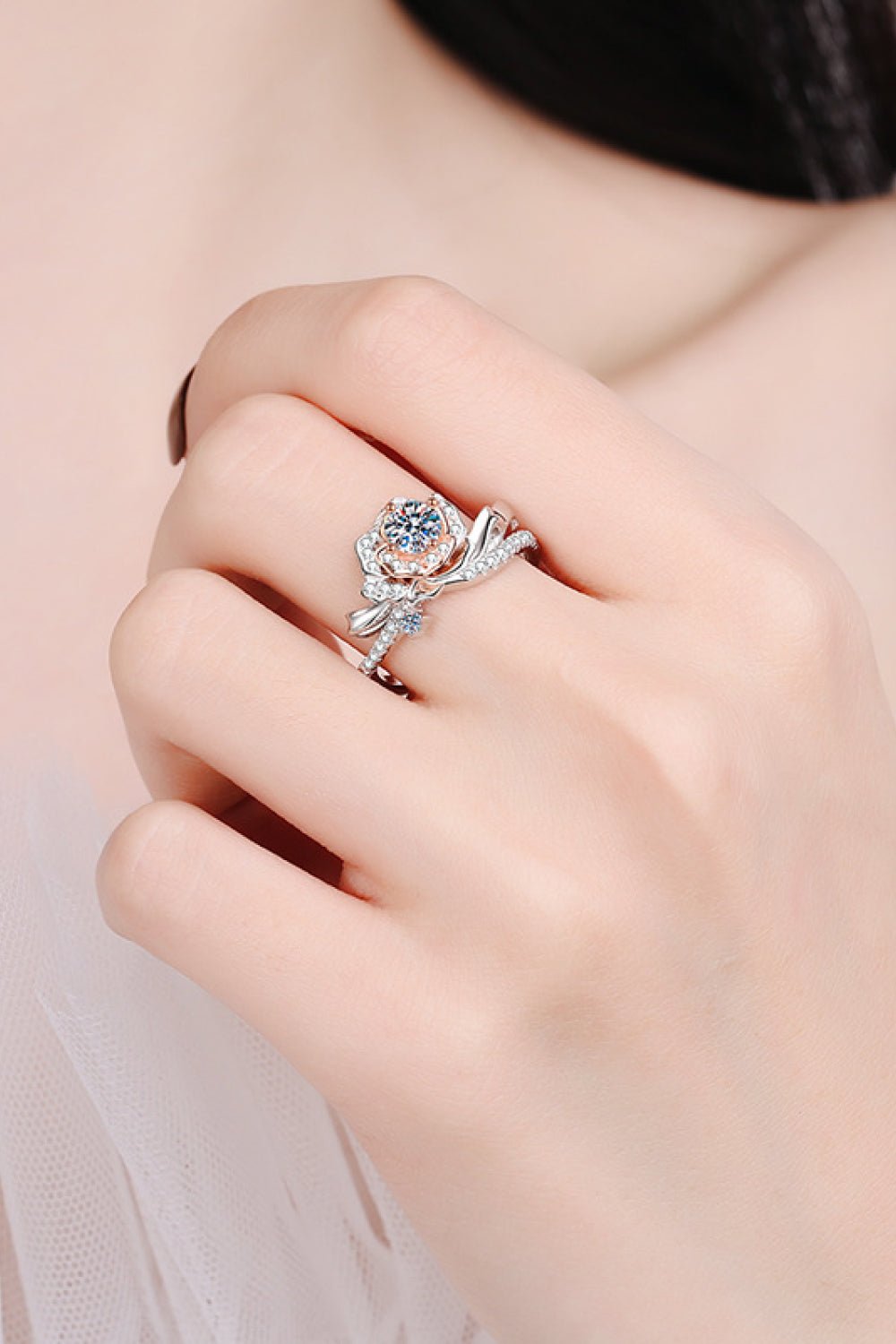 925 Sterling Silver Rose-Shaped Moissanite Ring - Uylee's Boutique