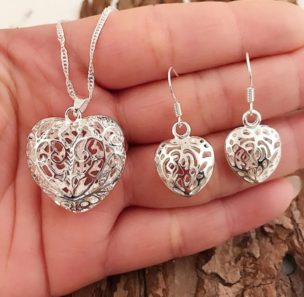 Hollow Heart Silver Jewelry Set - Earrings, Pendant & 16” Chain
