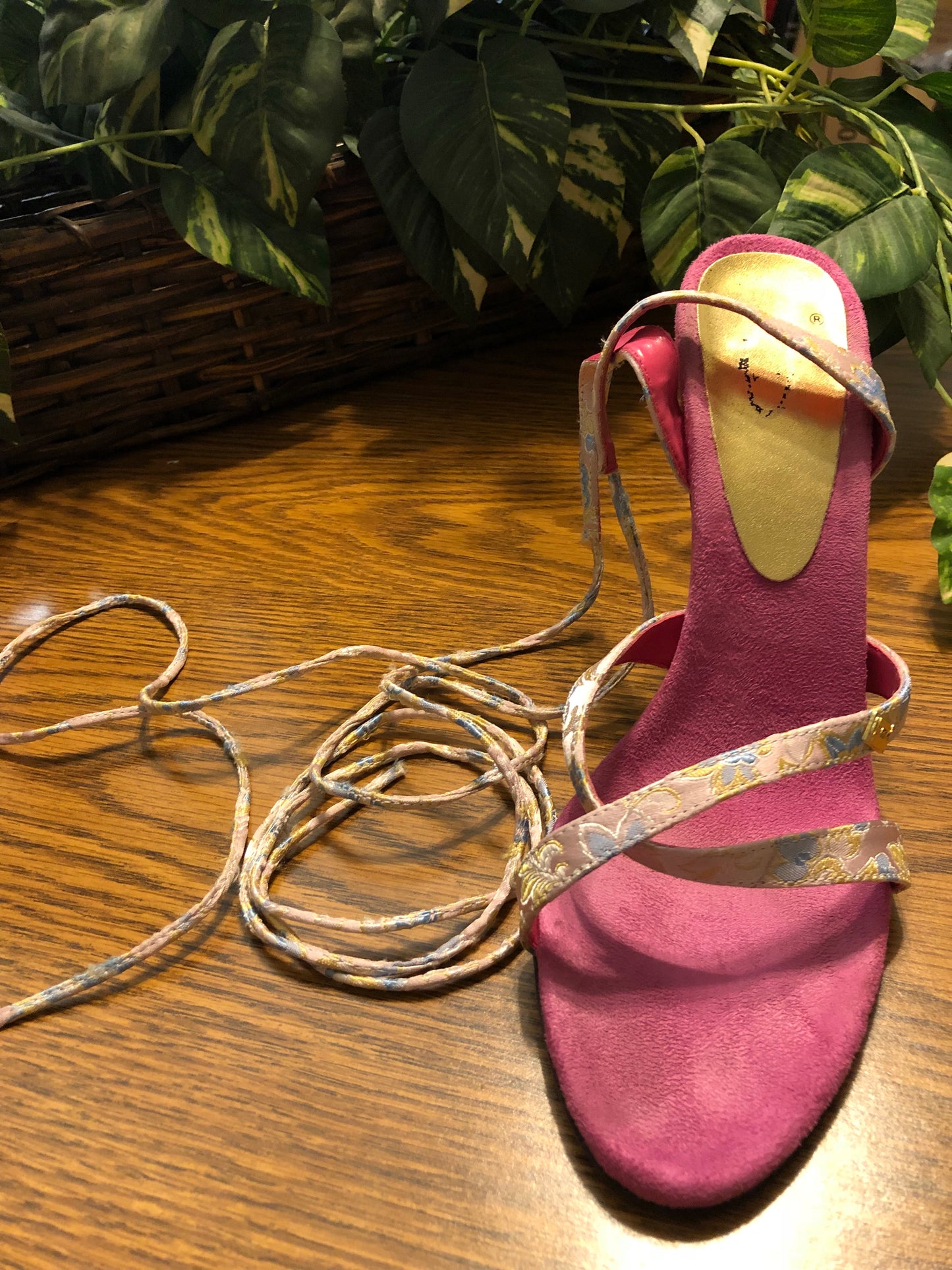 Unze Tie Up Heel Sandals - US Size 7 - Used